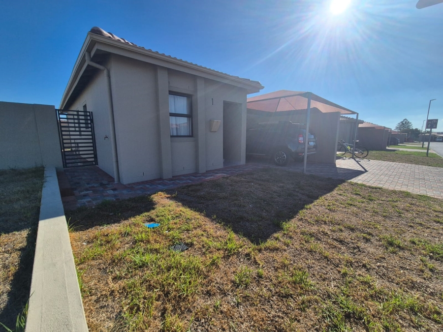 To Let 3 Bedroom Property for Rent in Stellendale Western Cape